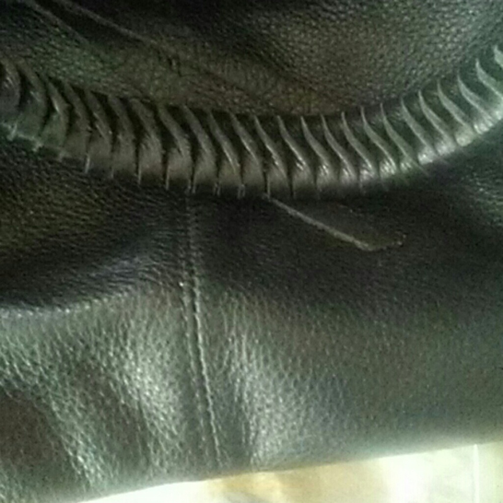 AIMEE KESTENBERG EUC SHOULDER HOBO